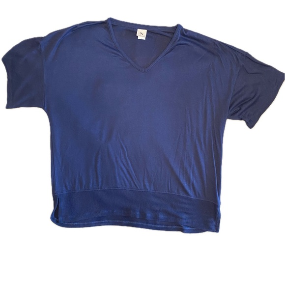 Natori Women’s XL Navy Blue Short Sleeve V-Neck Sweater Soft Lightweight Boxy - Picture 3 of 6